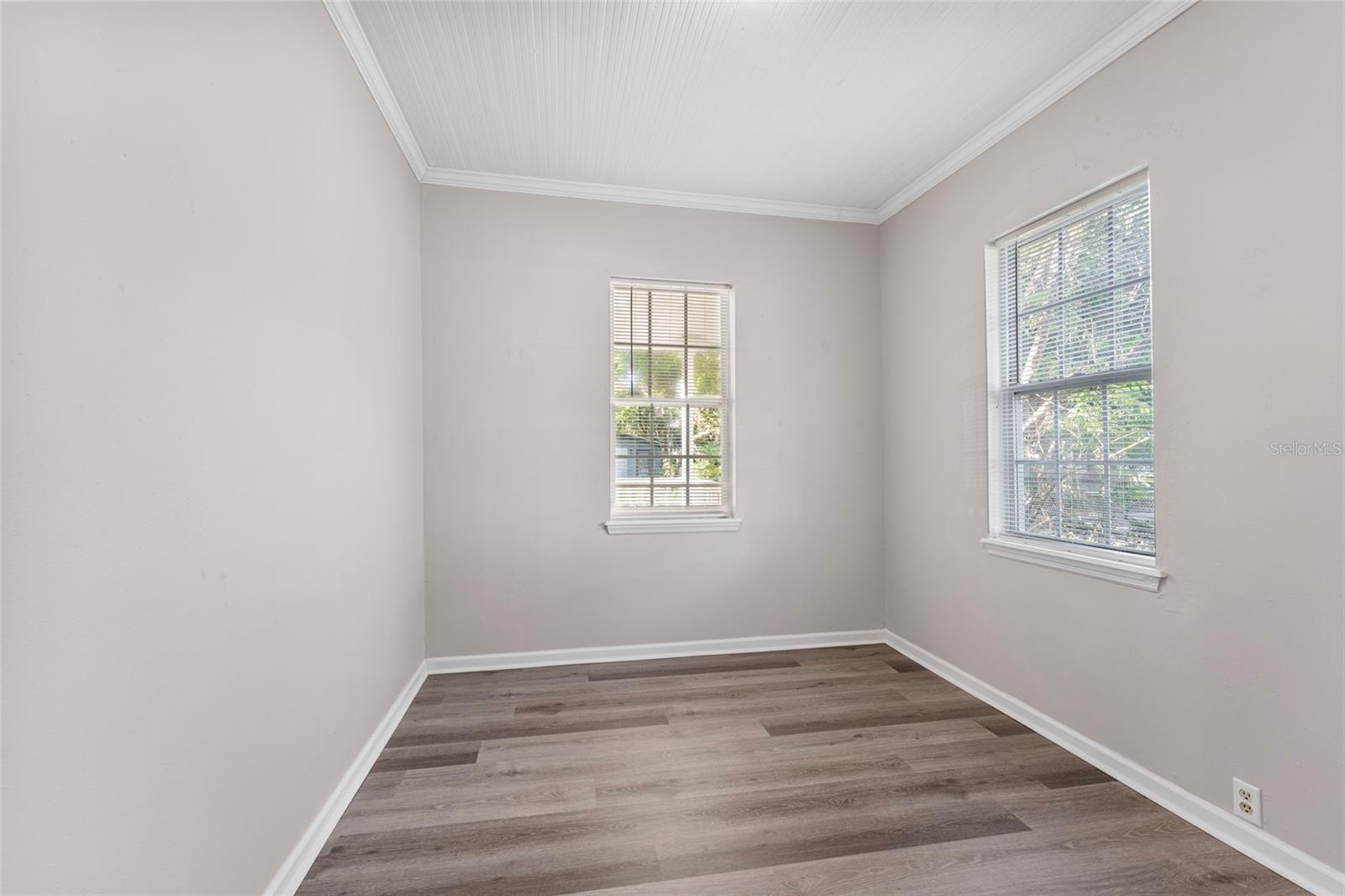 Image 7 of 10 For 617 57th Street