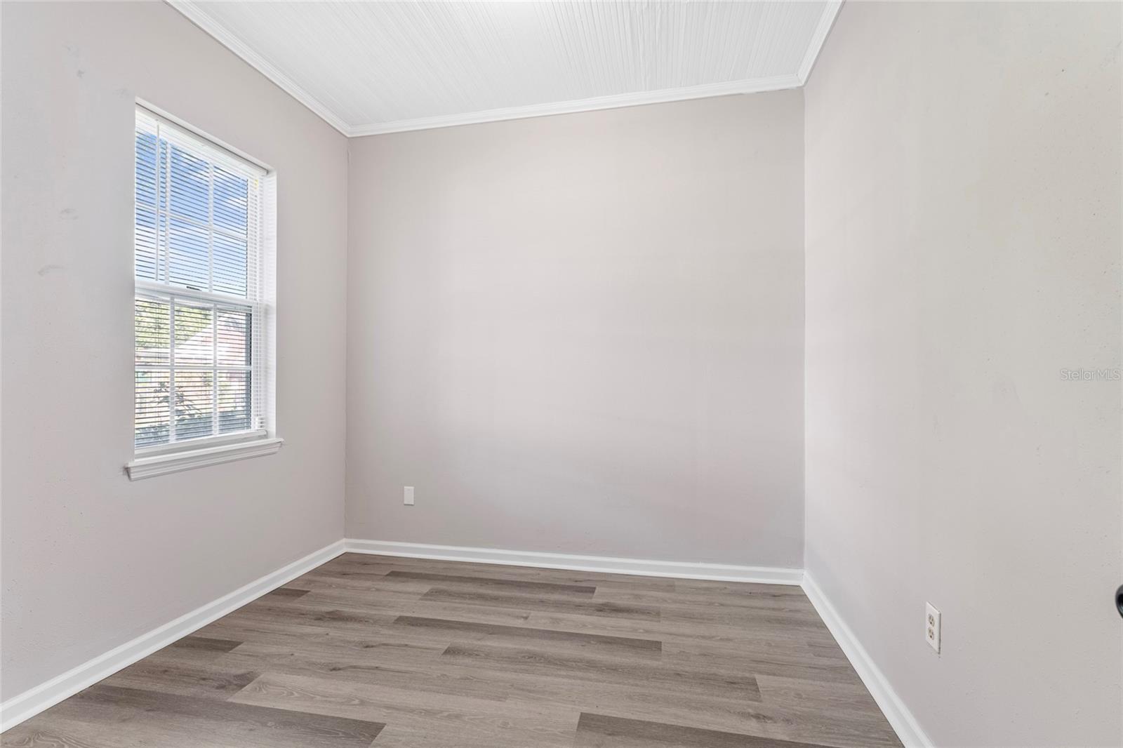 Image 9 of 10 For 617 57th Street
