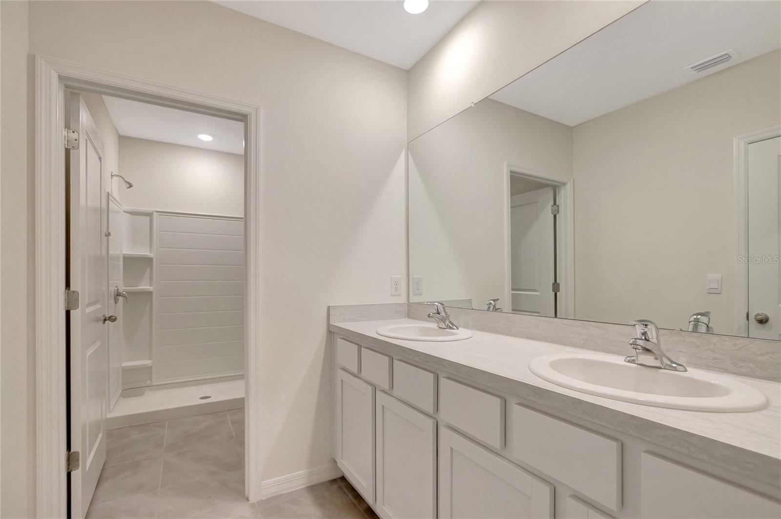 Image 16 of 21 For 9279 Rock Harbour Way