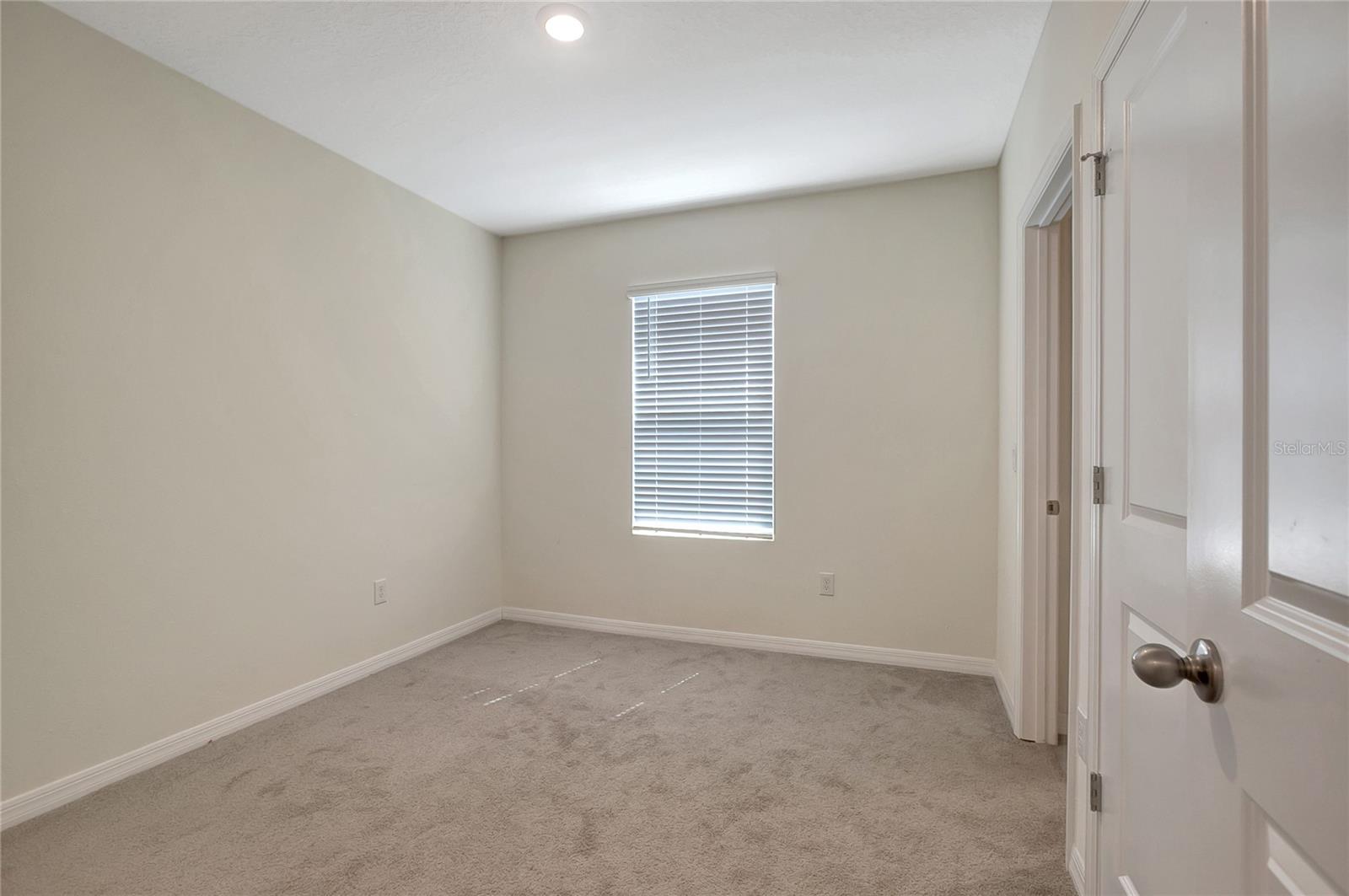 Image 17 of 21 For 9279 Rock Harbour Way