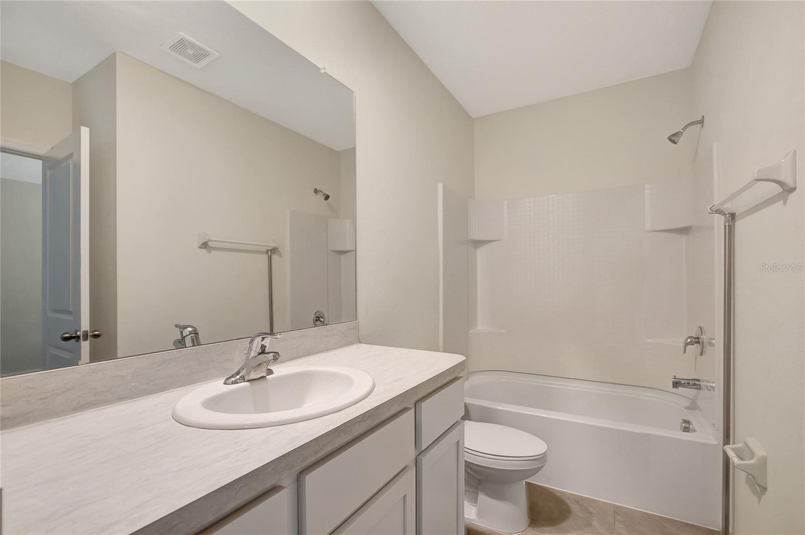 Image 18 of 21 For 9279 Rock Harbour Way