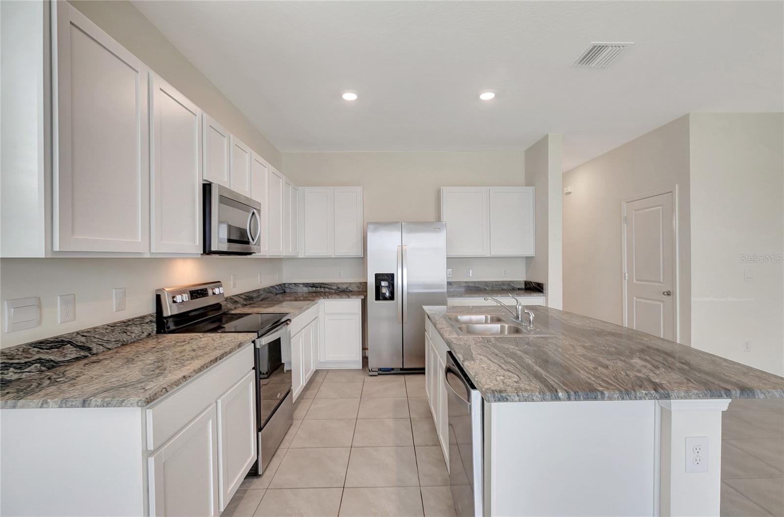 Image 7 of 21 For 9279 Rock Harbour Way