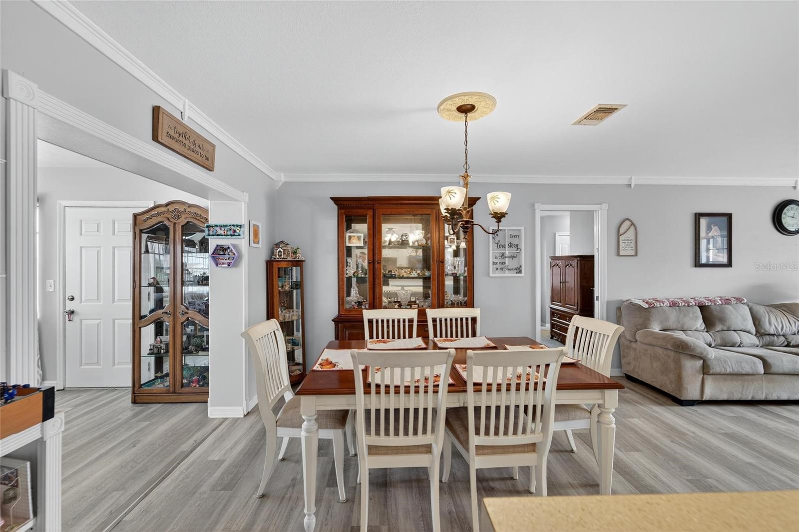 Image 12 of 63 For 645 Fort Duquesna Drive