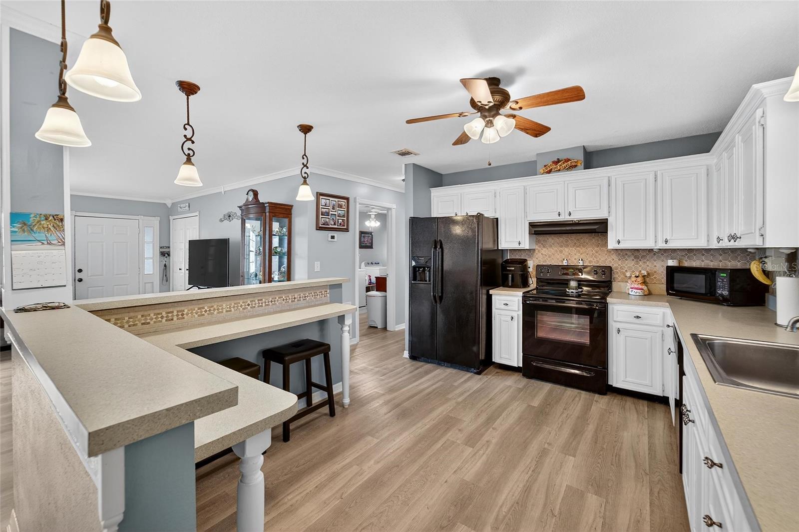 Image 15 of 63 For 645 Fort Duquesna Drive