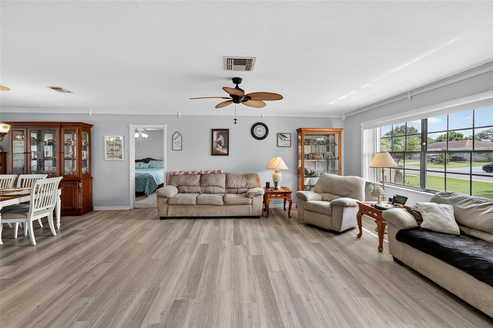 Image 5 of 63 For 645 Fort Duquesna Drive
