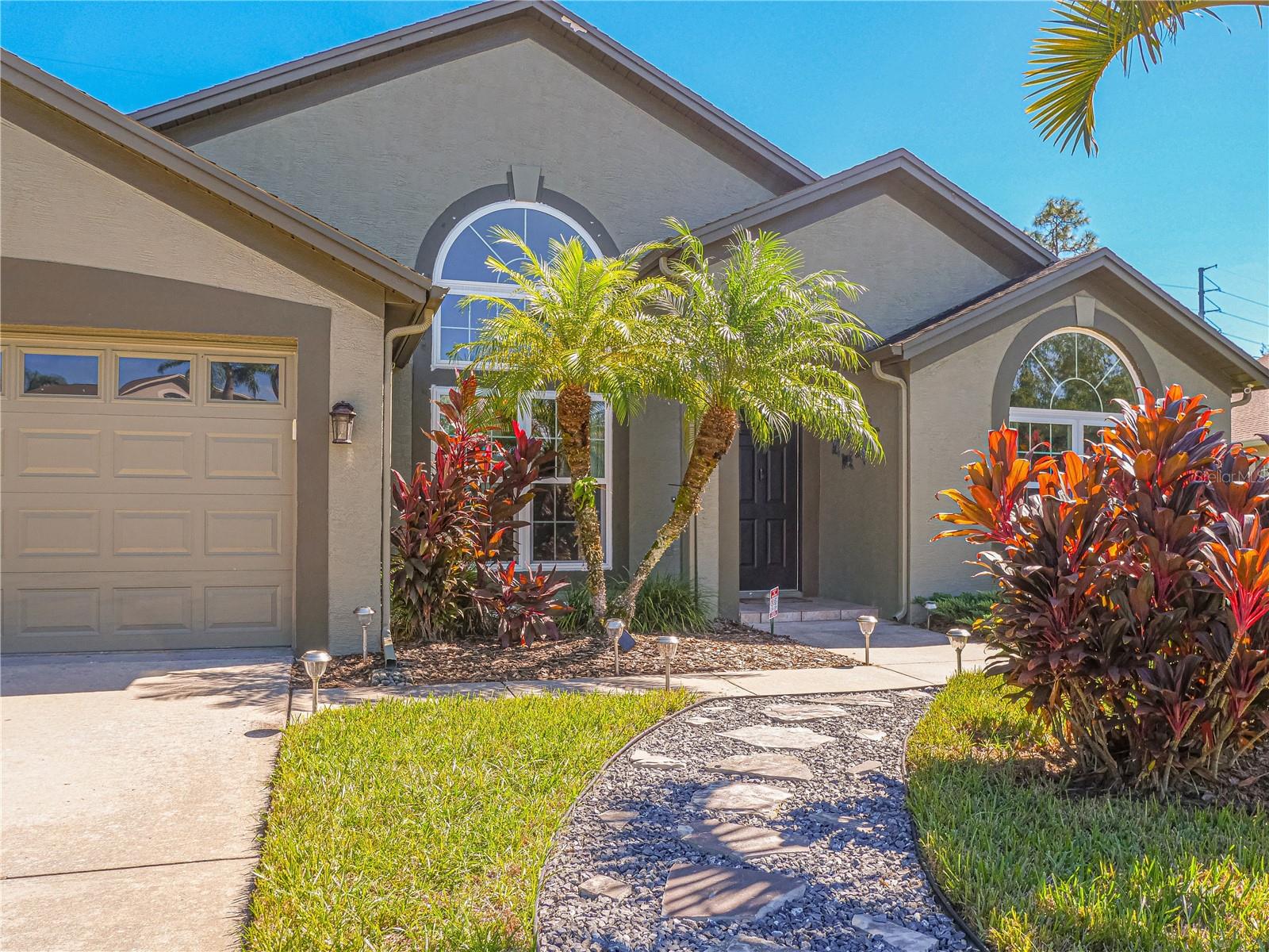Listing photo id 0 for 18505 Avocet Drive
