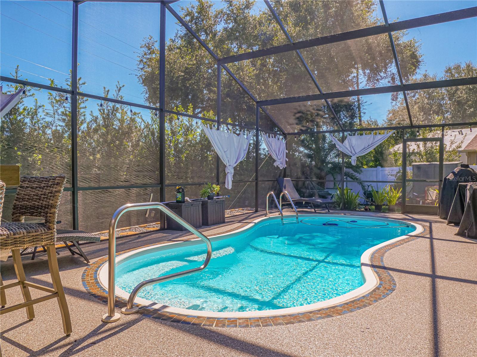 Listing photo id 24 for 18505 Avocet Drive