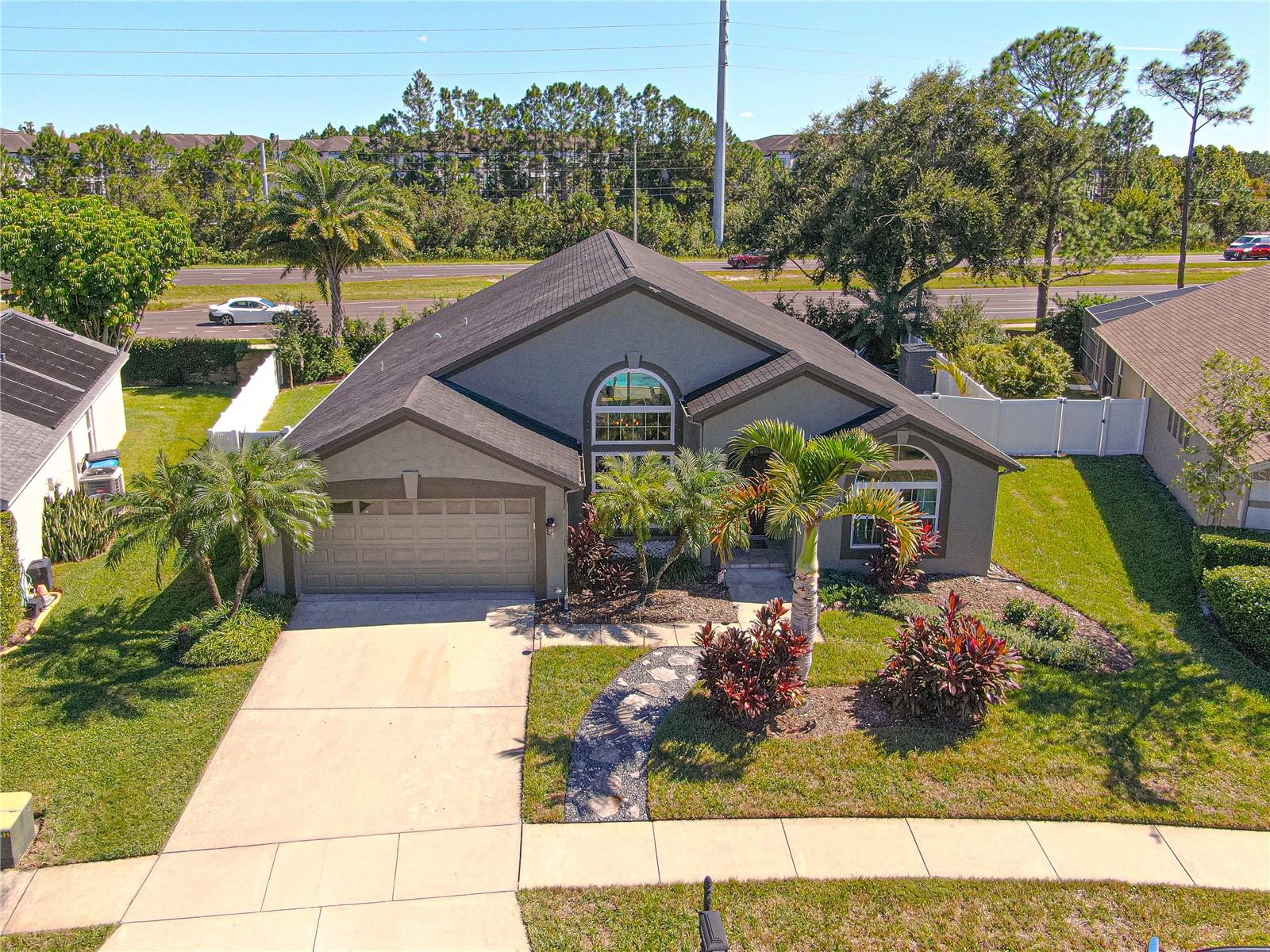 Listing photo id 1 for 18505 Avocet Drive