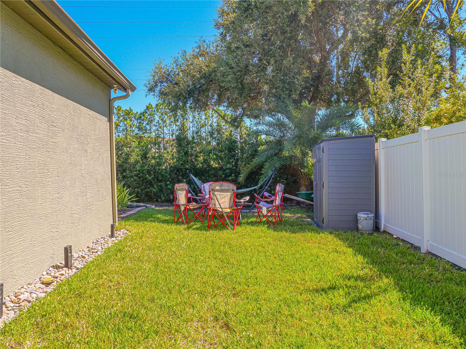 Listing photo id 28 for 18505 Avocet Drive