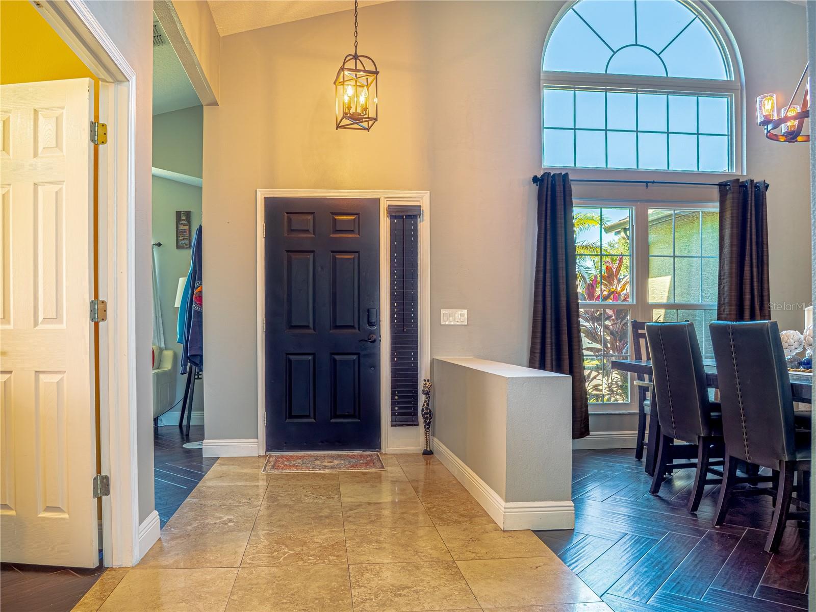Listing photo id 4 for 18505 Avocet Drive