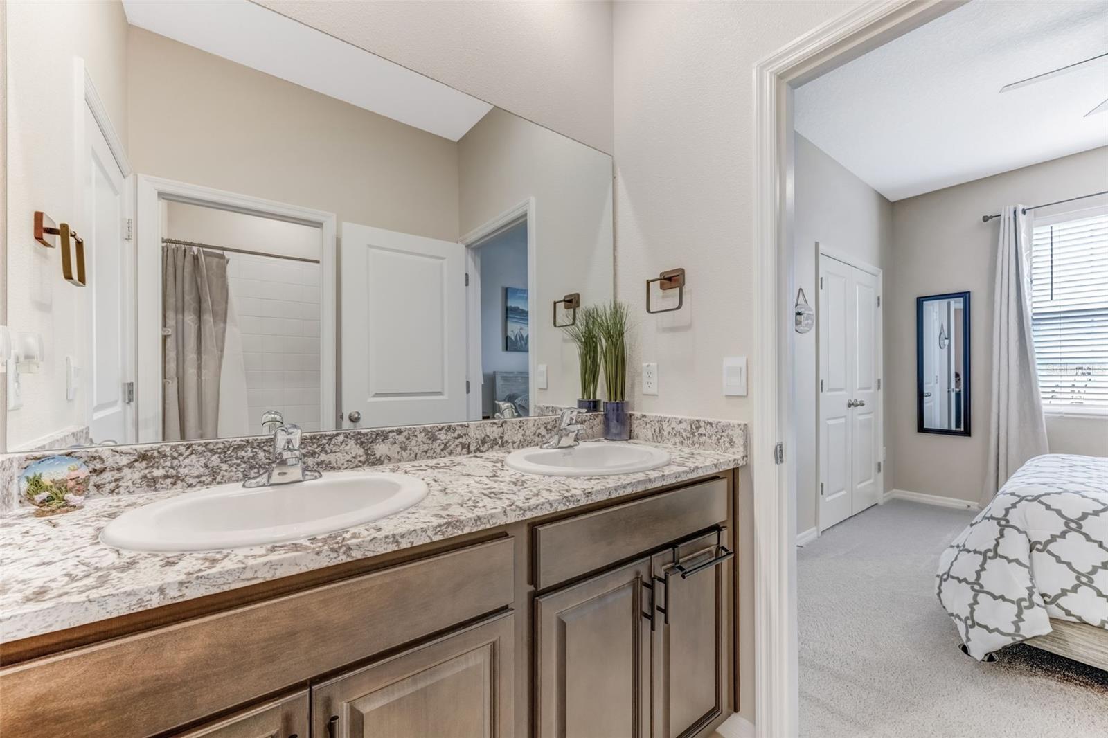 Image 36 of 73 For 13016 Willow Grove Drive