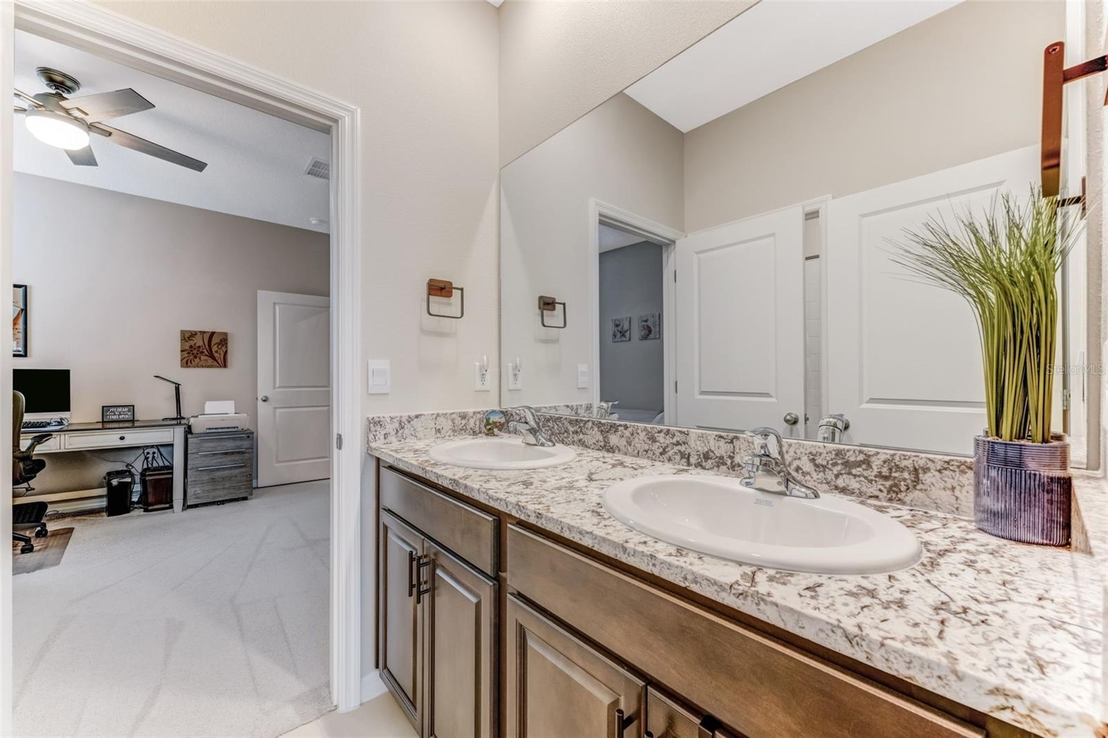 Image 37 of 73 For 13016 Willow Grove Drive