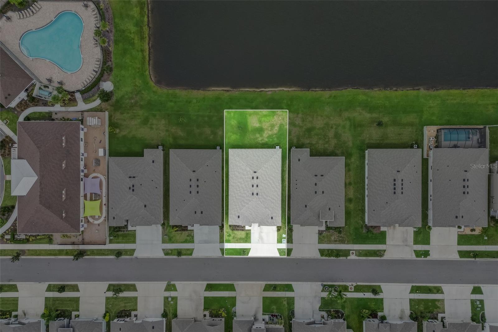 Image 8 of 73 For 13016 Willow Grove Drive