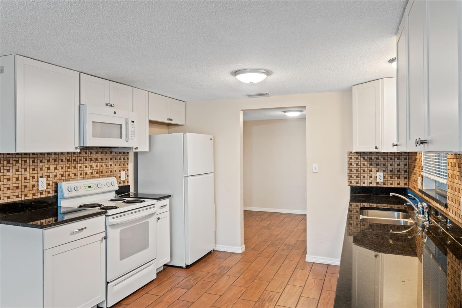 Image 14 of 35 For 10315 Pastel Lane