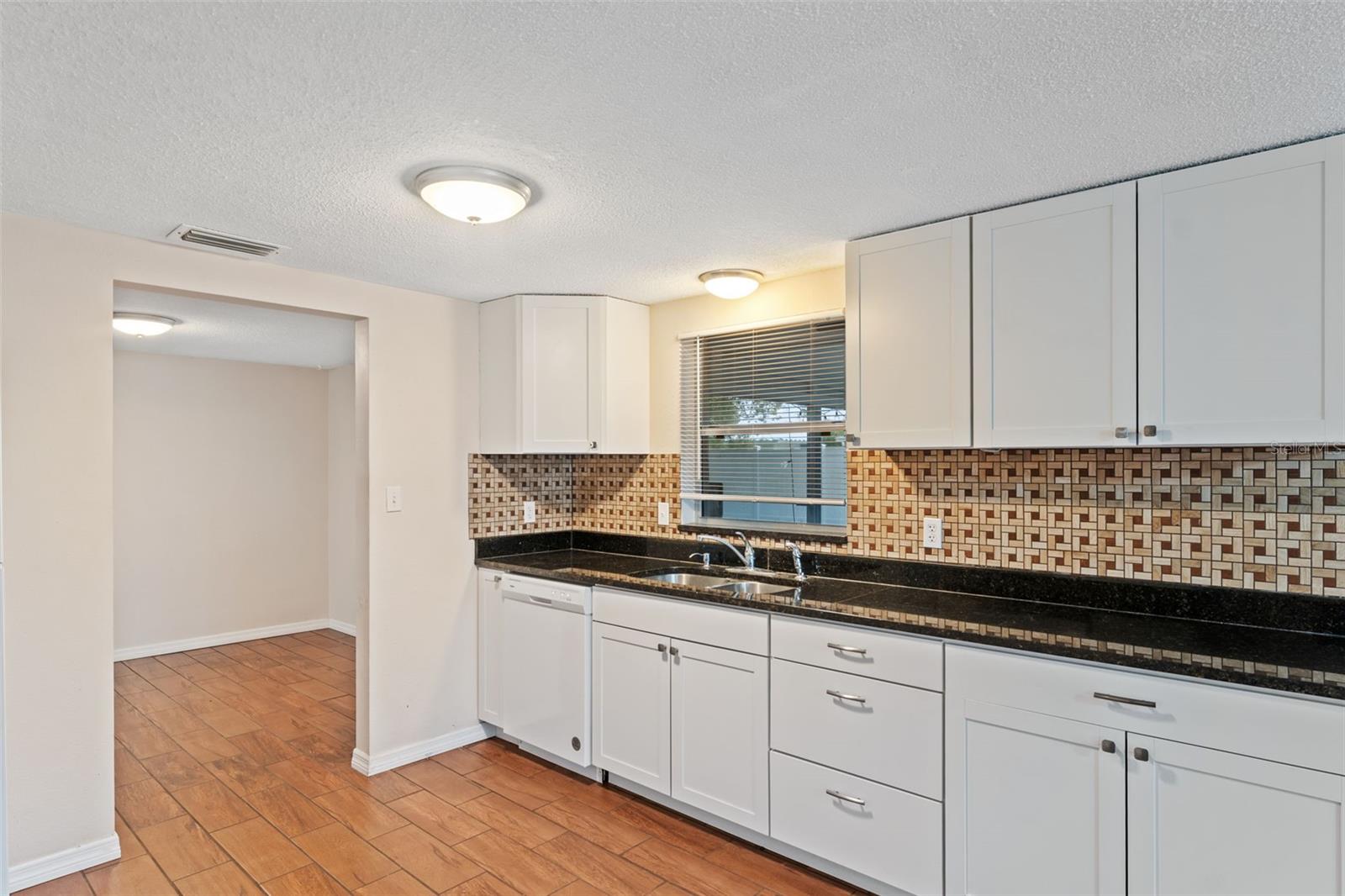 Image 15 of 35 For 10315 Pastel Lane