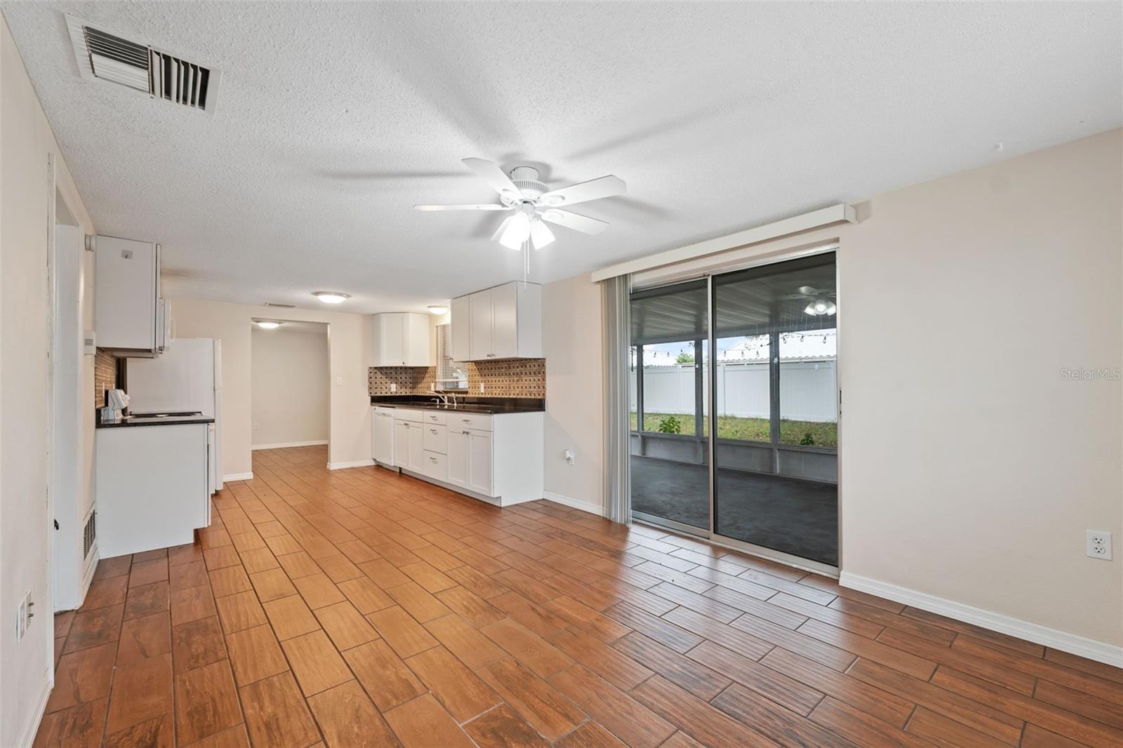 Image 16 of 35 For 10315 Pastel Lane