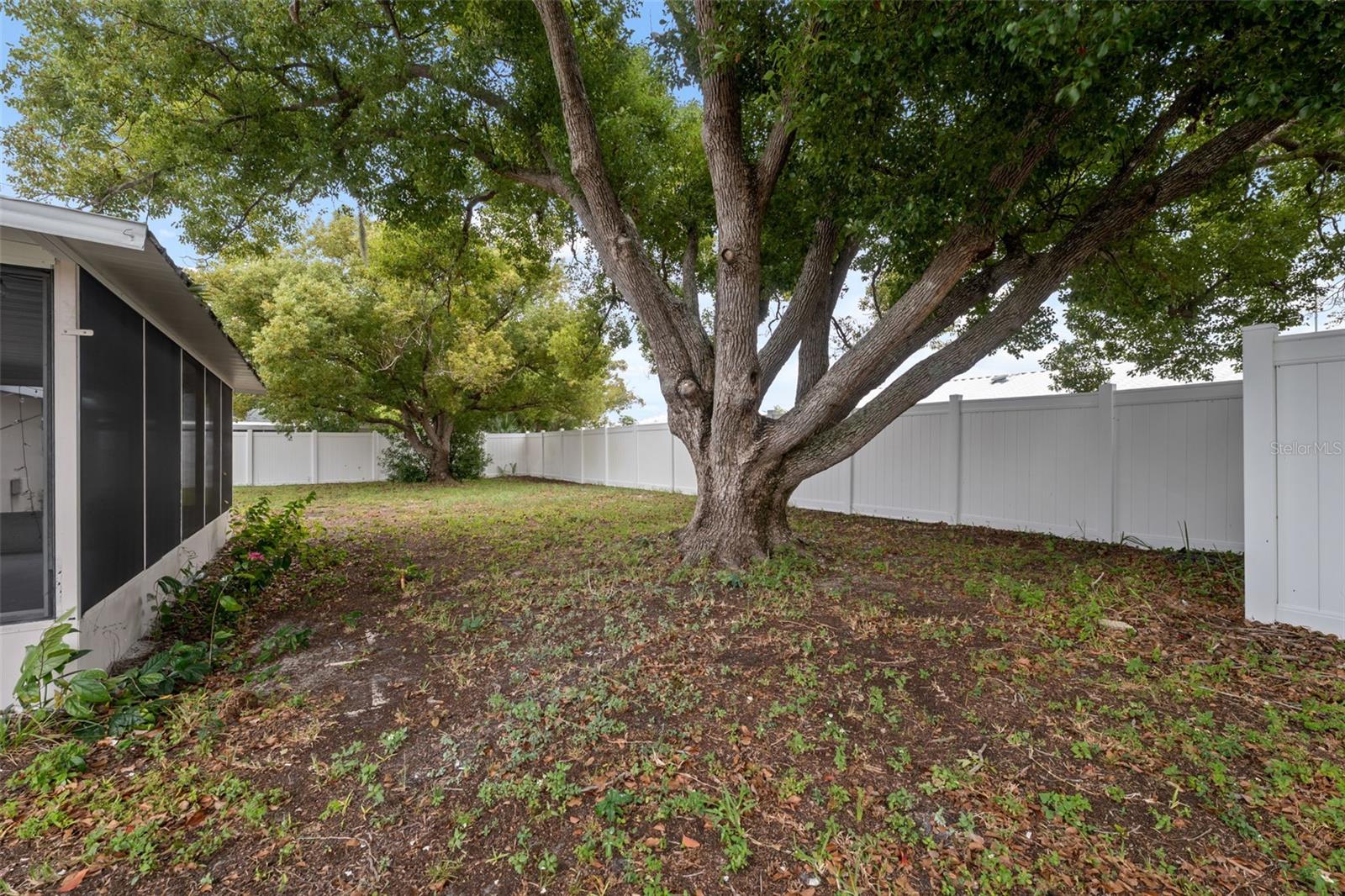 Image 28 of 35 For 10315 Pastel Lane
