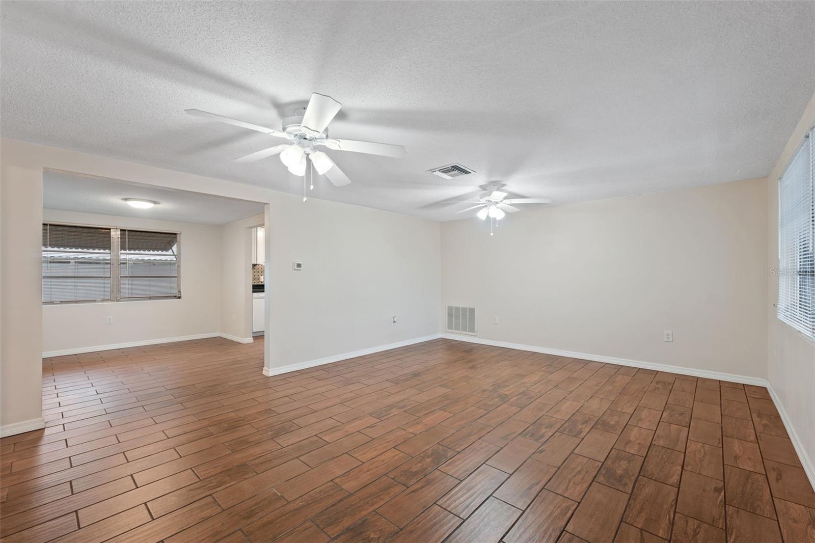 Image 4 of 35 For 10315 Pastel Lane