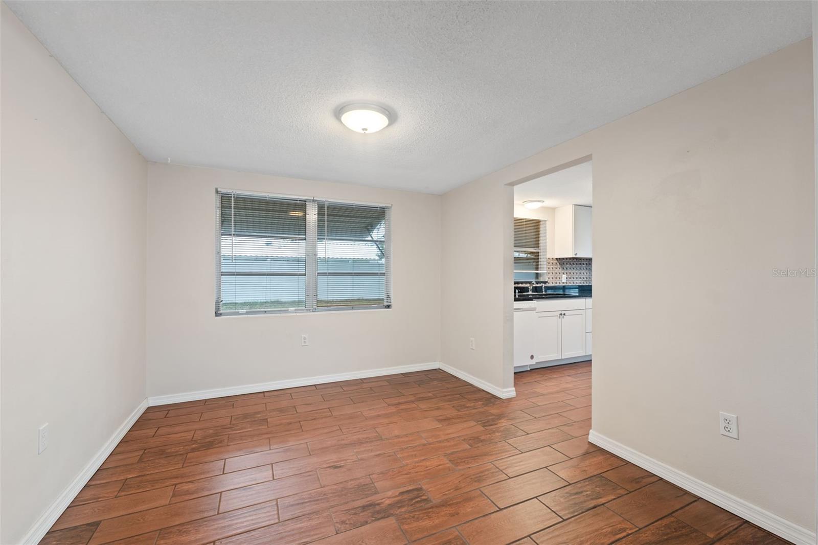 Image 9 of 35 For 10315 Pastel Lane