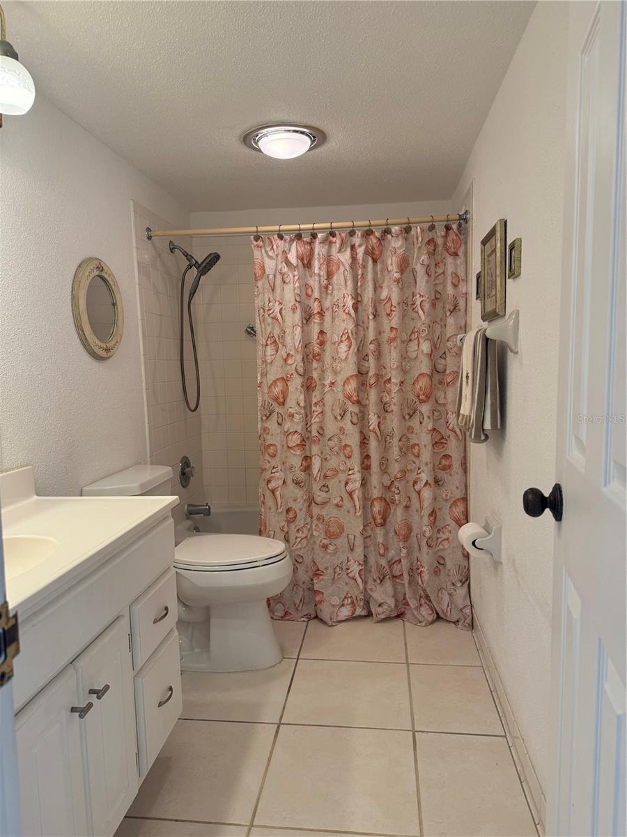 Image 15 of 37 For 10369 Paradise Boulevard 58