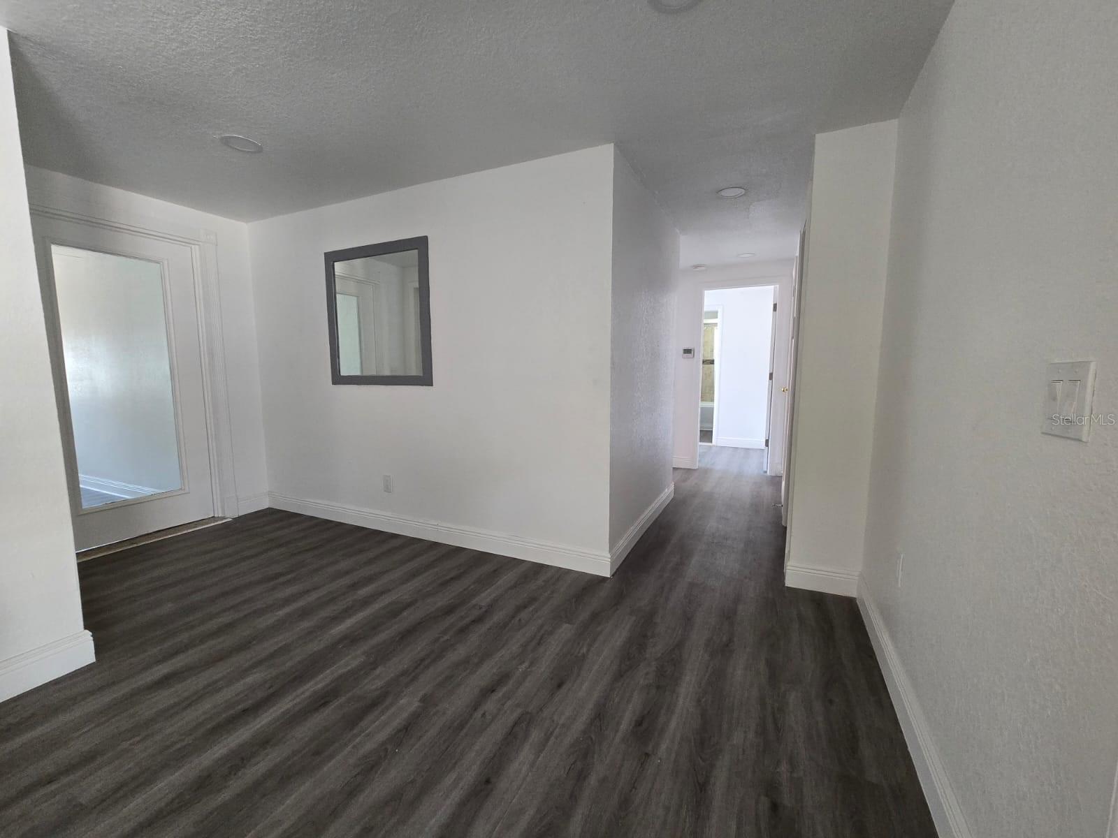 Image 11 of 43 For 7517 Brookhaven Court