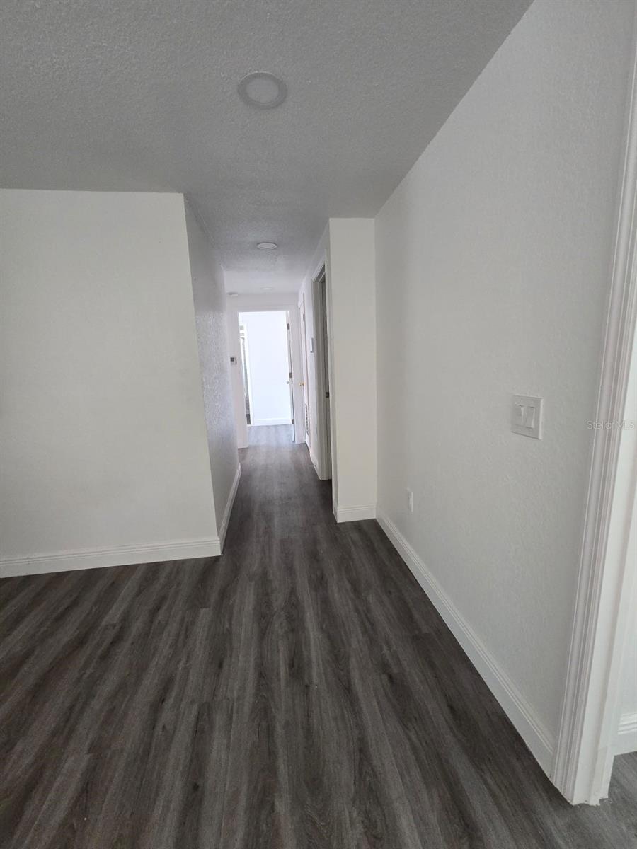 Image 12 of 43 For 7517 Brookhaven Court