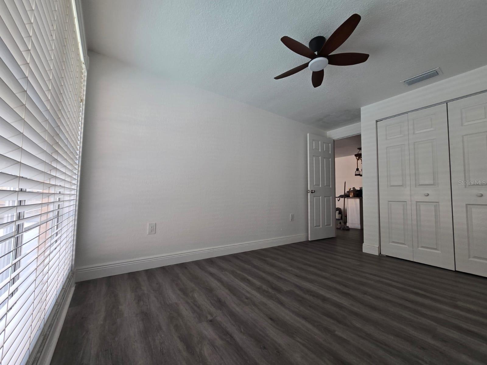 Image 13 of 43 For 7517 Brookhaven Court