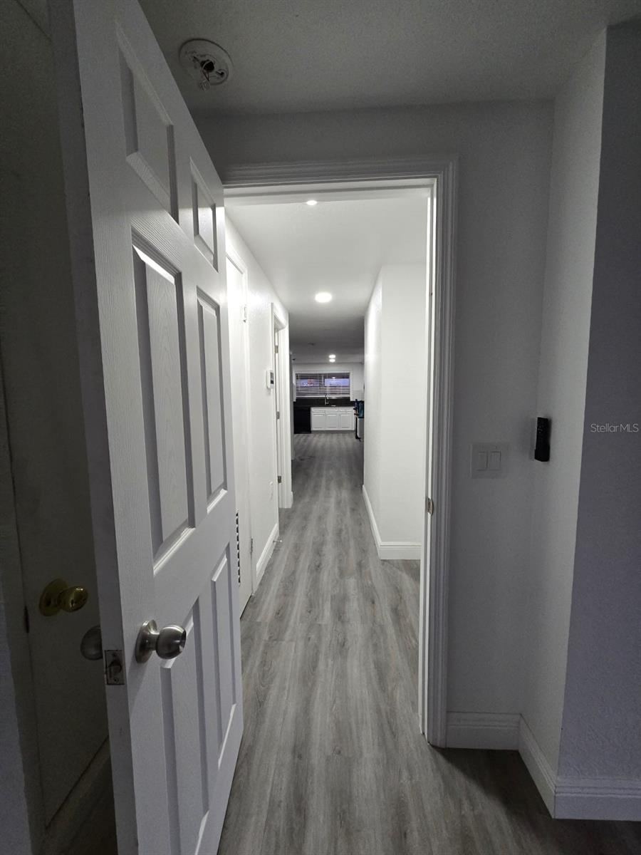 Image 19 of 43 For 7517 Brookhaven Court