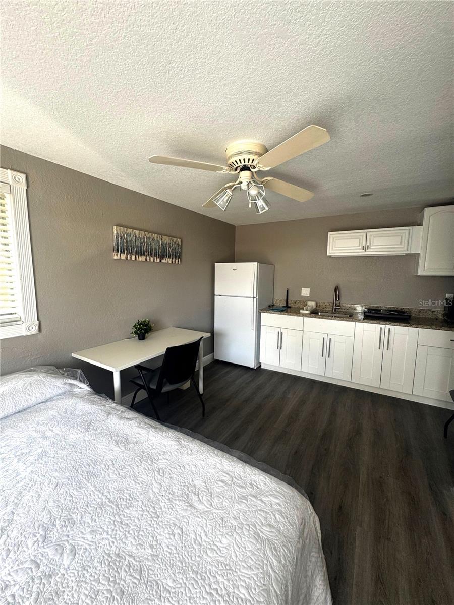 Image 31 of 43 For 7517 Brookhaven Court