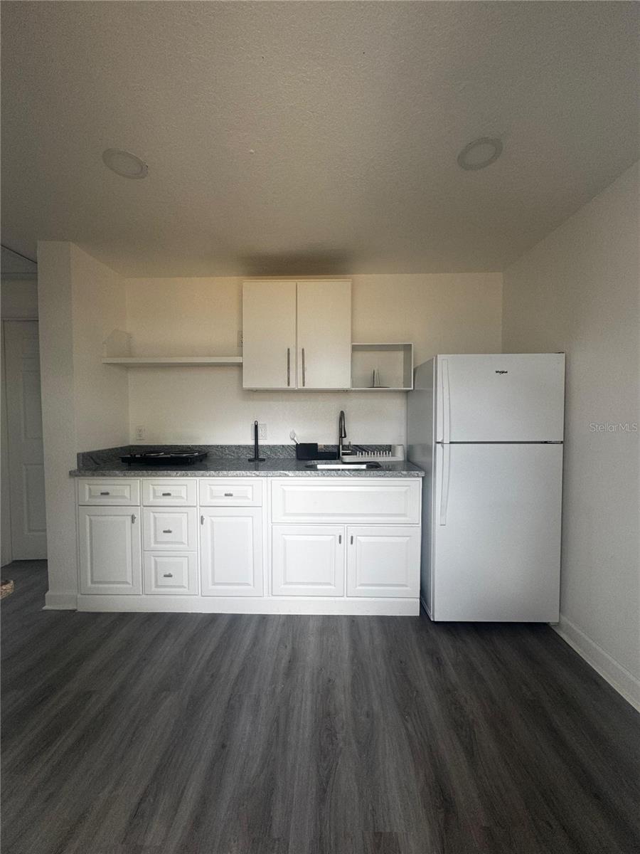 Image 38 of 43 For 7517 Brookhaven Court