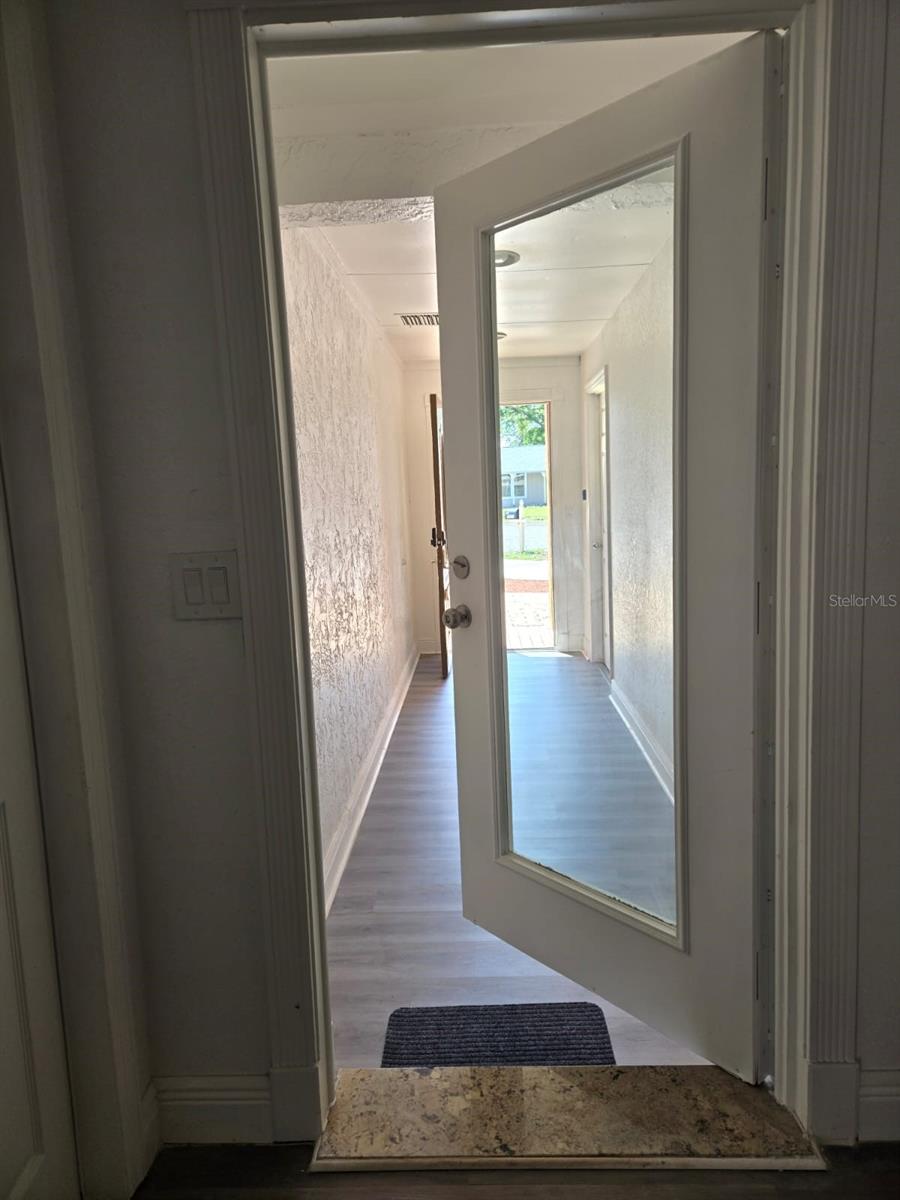 Image 5 of 43 For 7517 Brookhaven Court