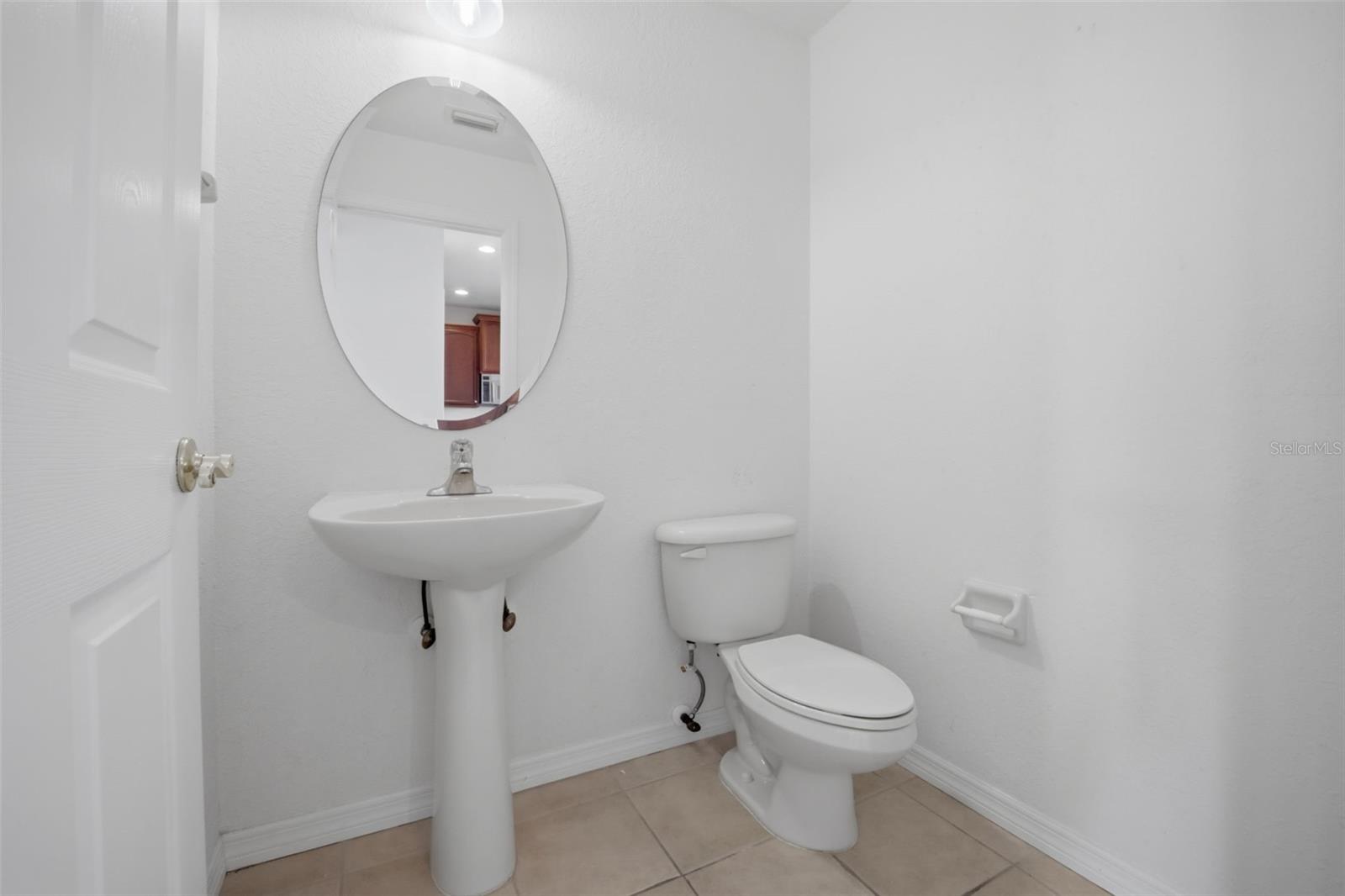 Image 31 of 47 For 3403 10th Lane W