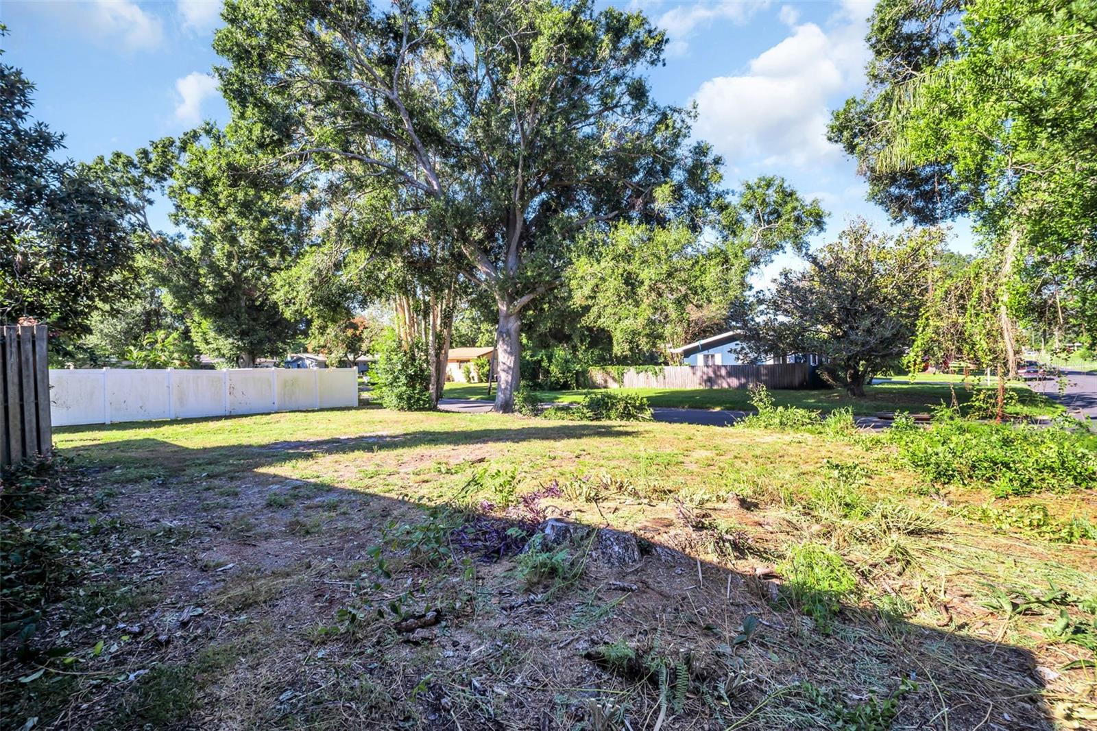 Image 42 of 47 For 1182 Norwood Avenue