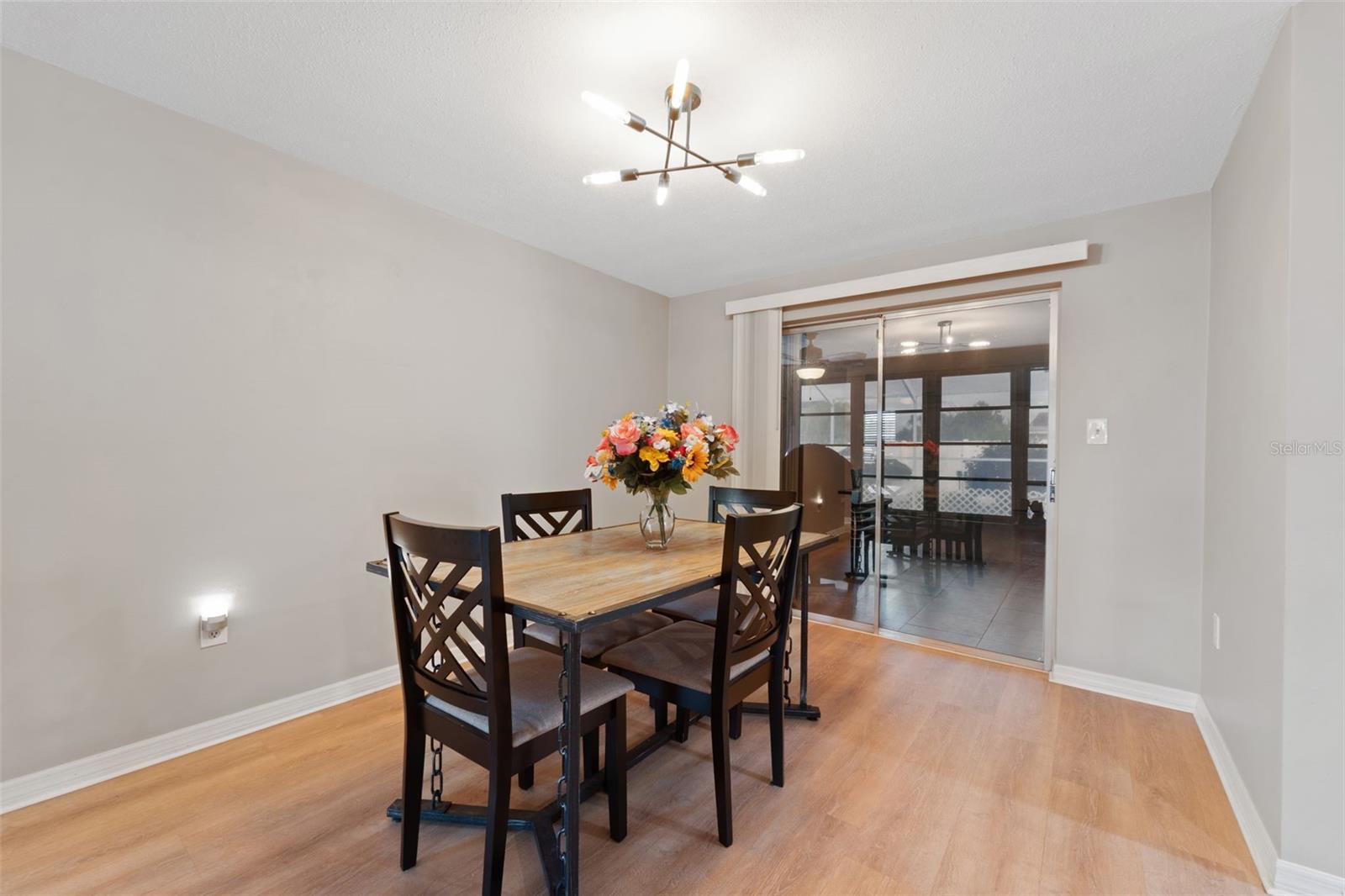 Image 9 of 41 For 7517 Scottie Drive