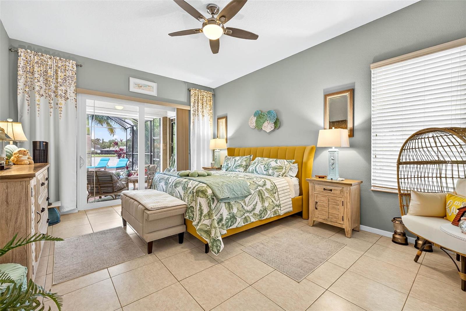 Image 13 of 64 For 9242 Estate Cove Circle