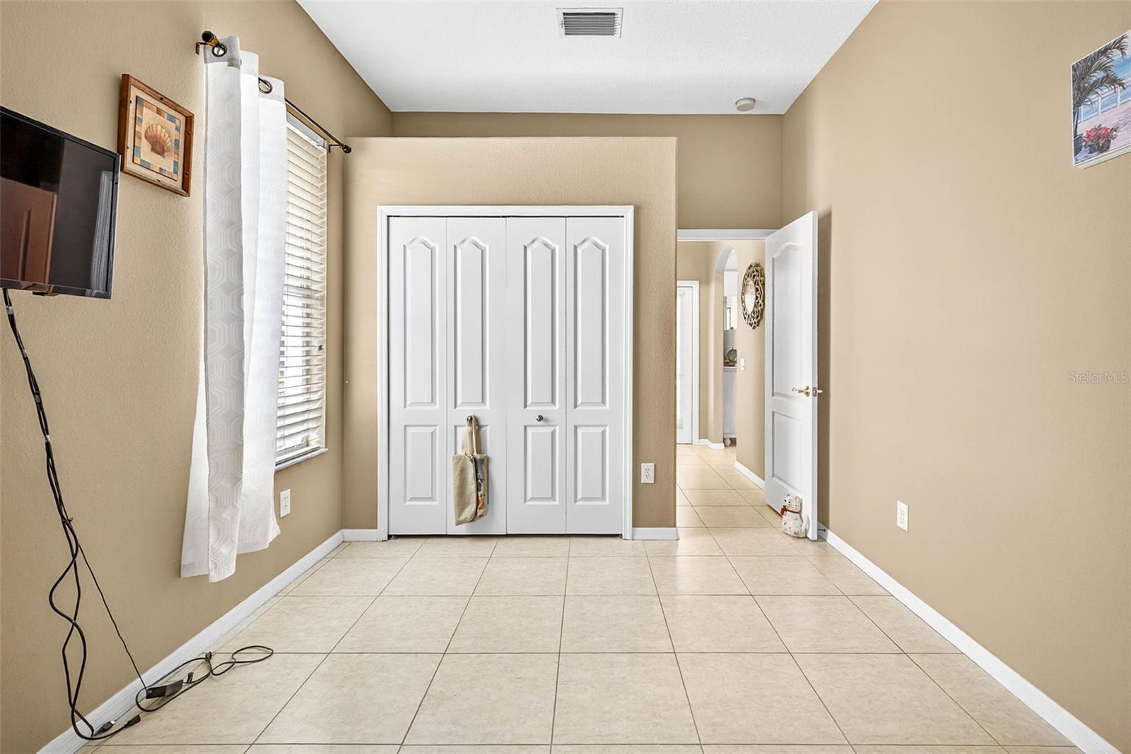 Image 26 of 64 For 9242 Estate Cove Circle