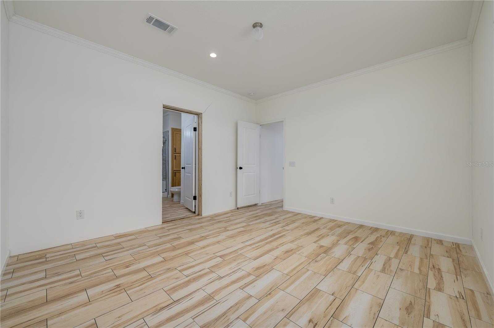Image 12 of 22 For 9619 Gary Street