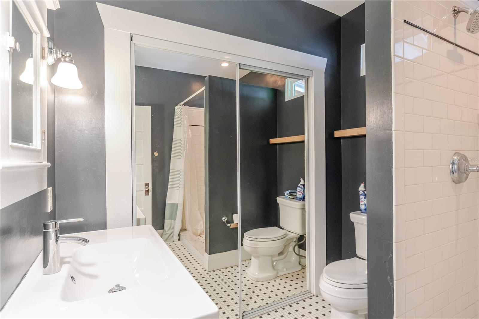 Image 23 of 37 For 506 North Street