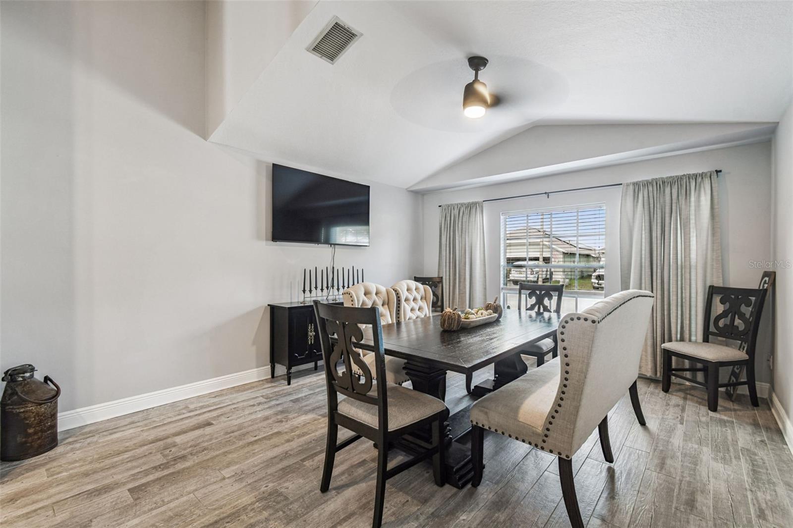 Image 10 of 54 For 9844 Riverchase Drive