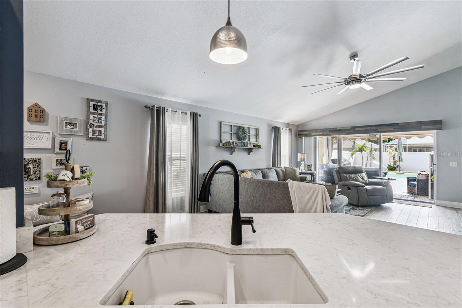 Image 15 of 54 For 9844 Riverchase Drive