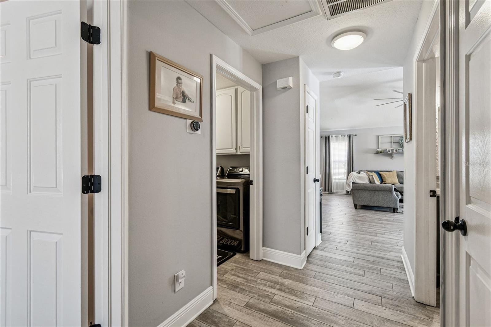 Image 33 of 54 For 9844 Riverchase Drive