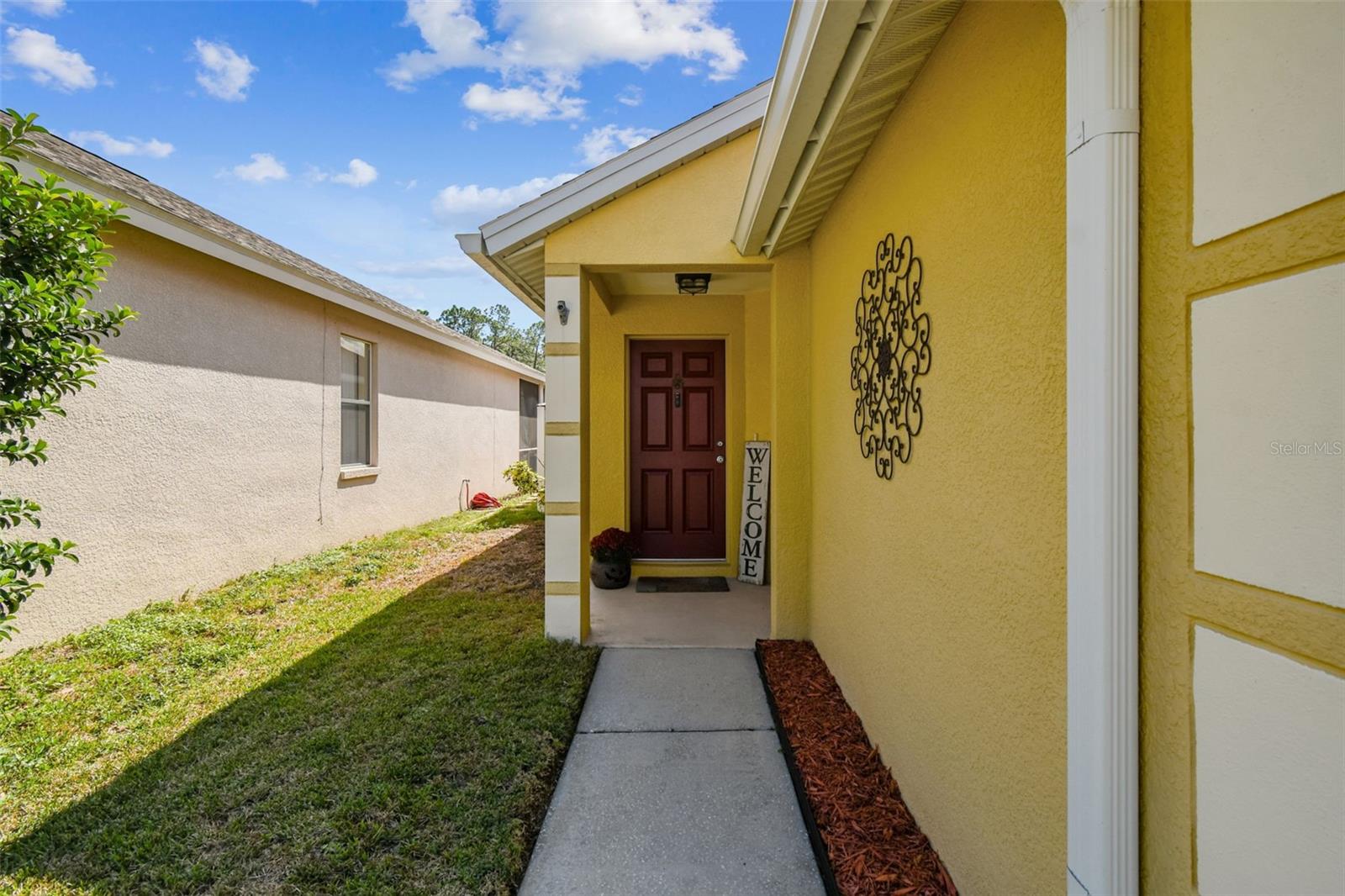 Image 4 of 54 For 9844 Riverchase Drive