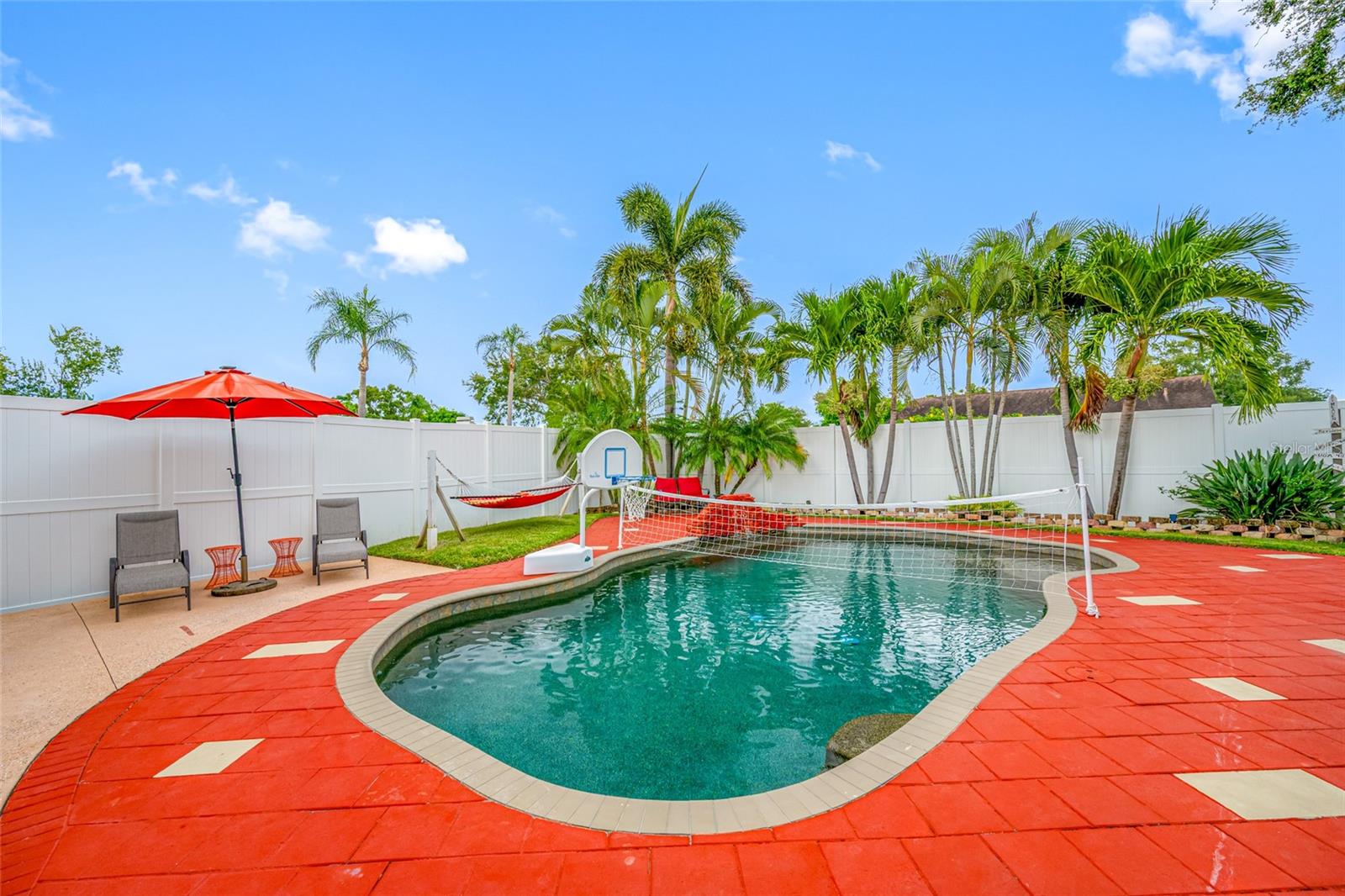 Listing photo id 37 for 12083 72nd Street