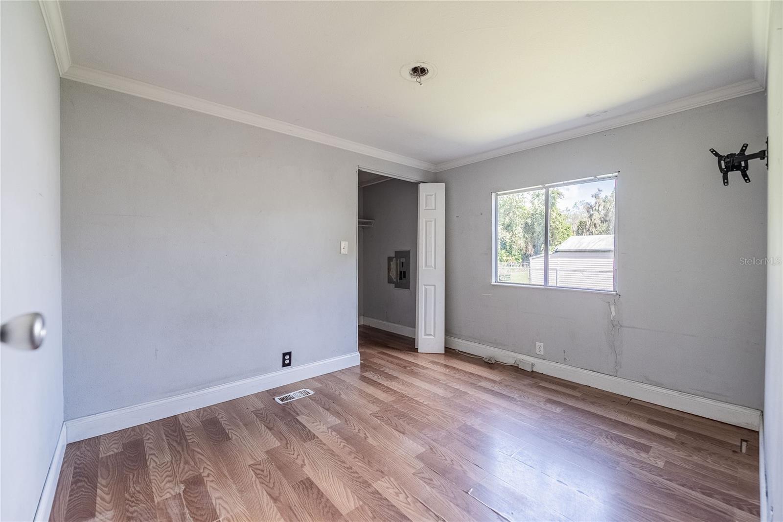 Image 20 of 28 For 5850 Red Fox Drive