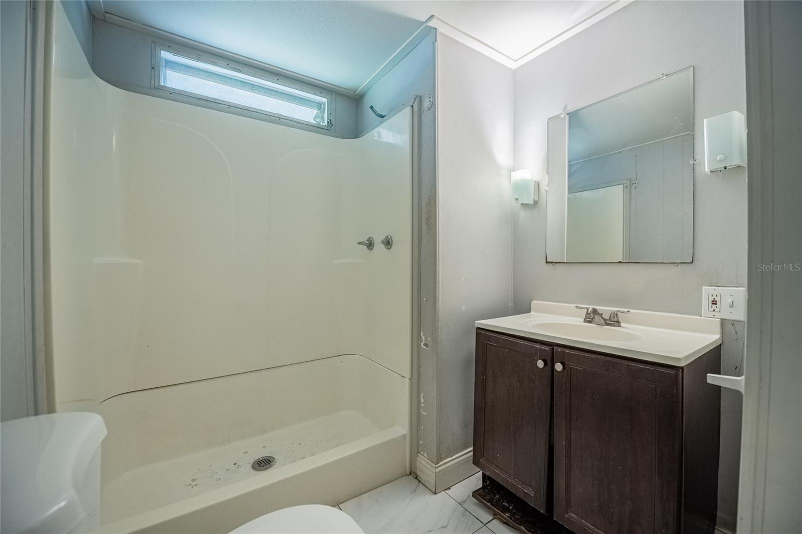 Image 22 of 28 For 5850 Red Fox Drive