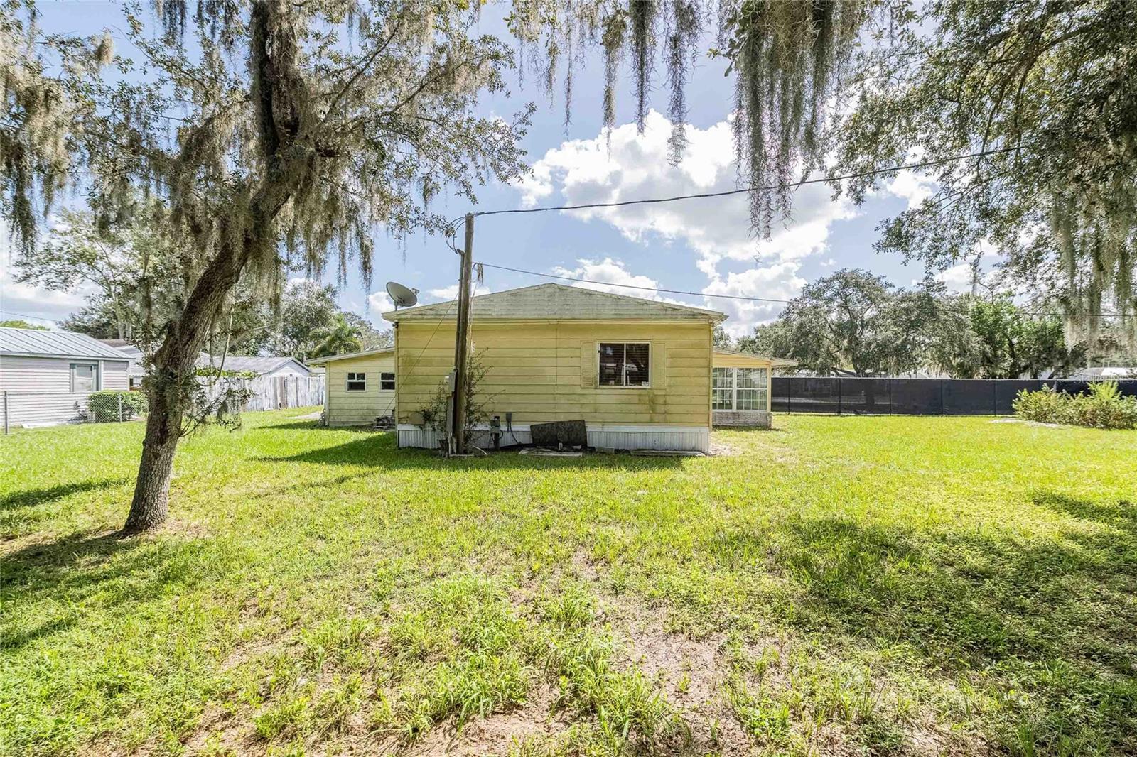 Image 24 of 28 For 5850 Red Fox Drive