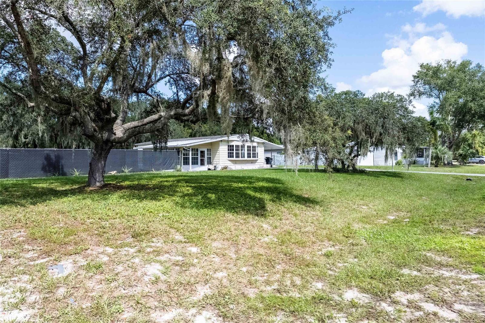 Image 7 of 28 For 5850 Red Fox Drive