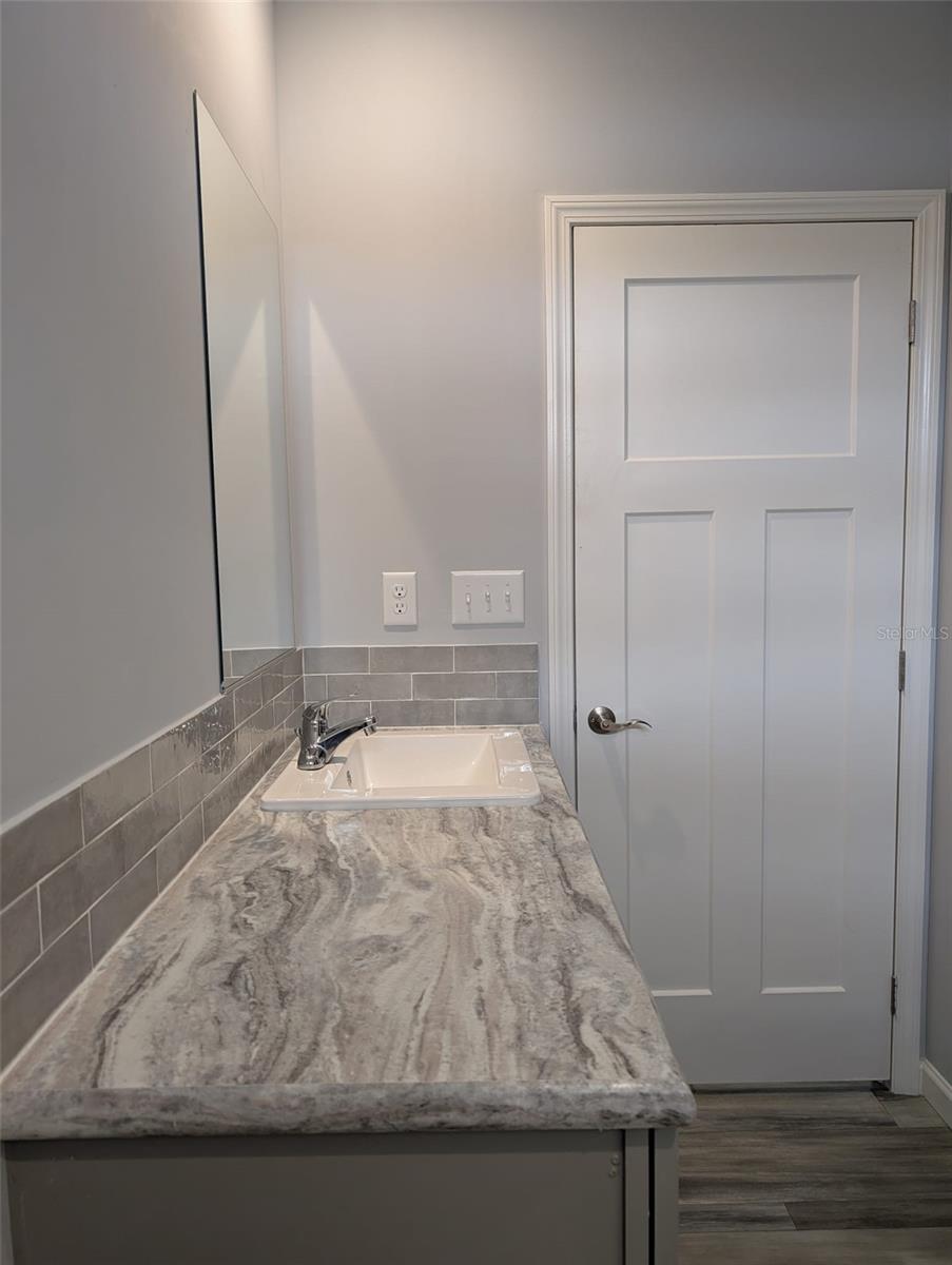 Image 20 of 34 For 15591 Charmwood Drive