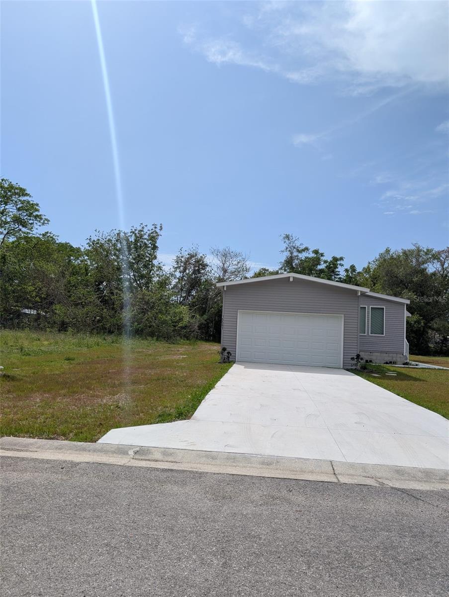 Image 31 of 34 For 15591 Charmwood Drive