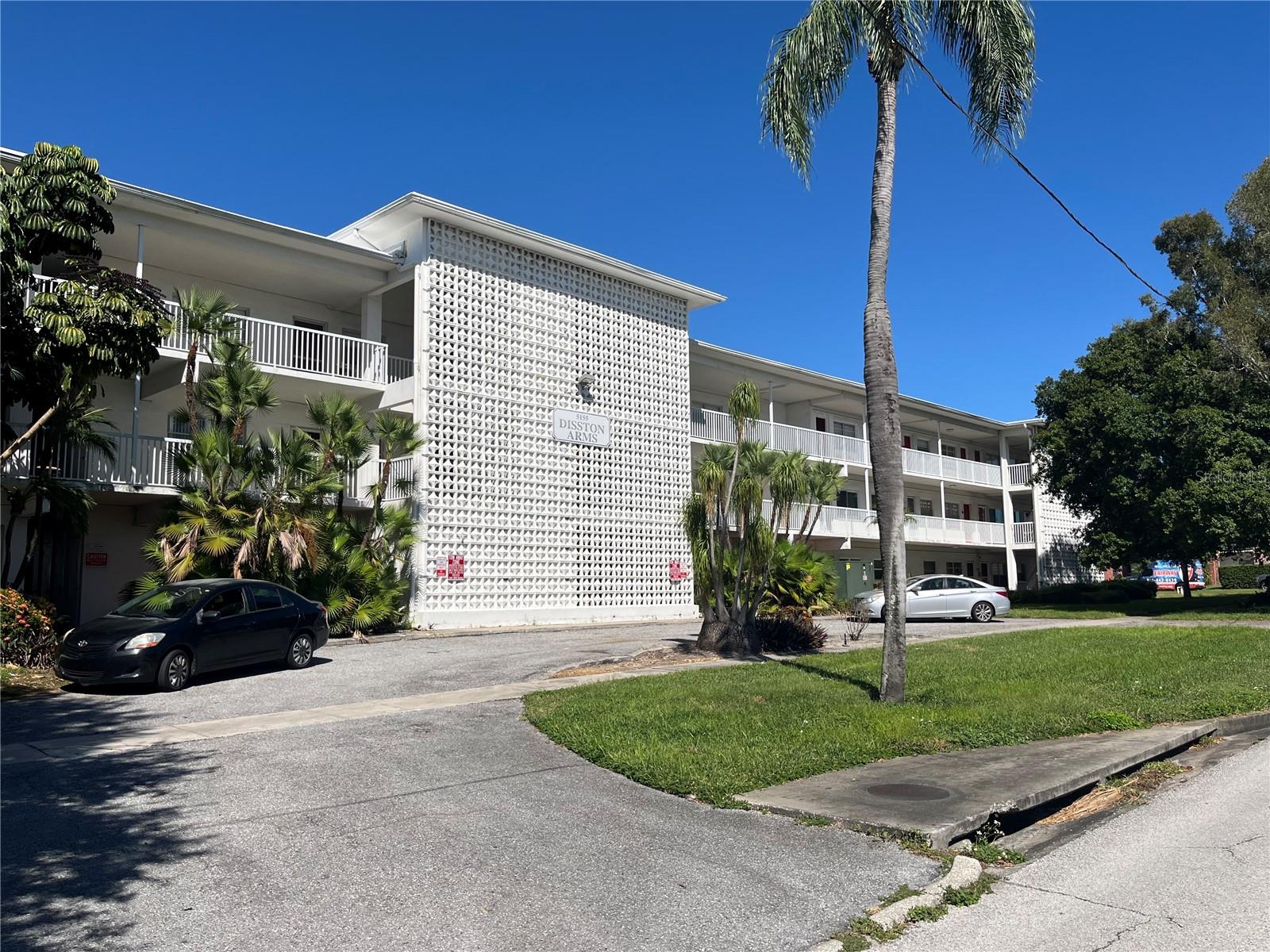 Details for 5155 9th Avenue N 208, ST PETERSBURG, FL 33710